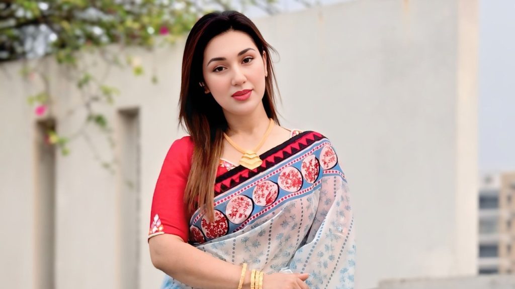 ছেলের সঙ্গে নববর্ষ উদযাপন করলেন অপু বিশ্বাস 1 ছেলের সঙ্গে নববর্ষ উদযাপন করলেন অপু বিশ্বাস